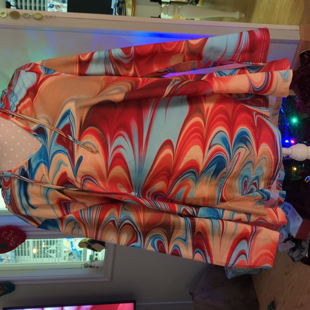 Women's multicolored long sleeve hooded shirt